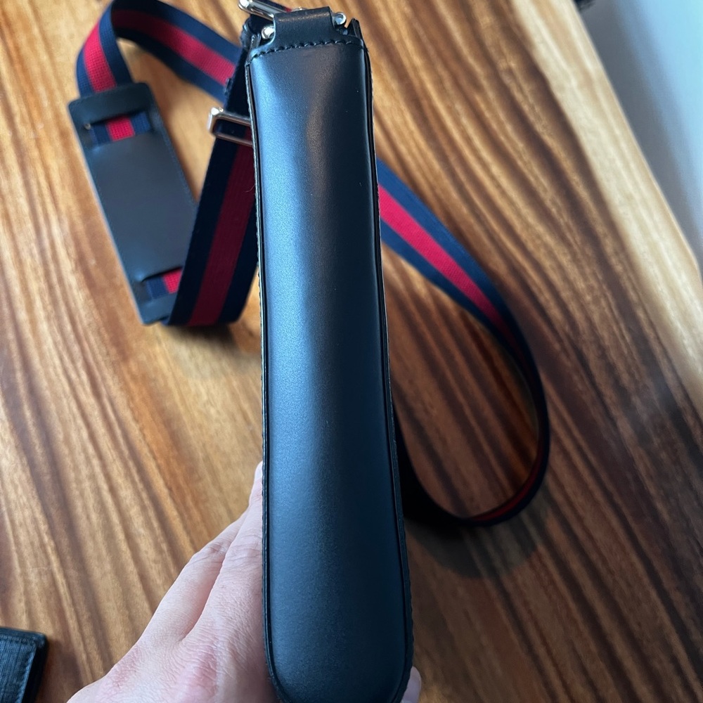 Gucci crossbody bag - Picture 3 of 10
